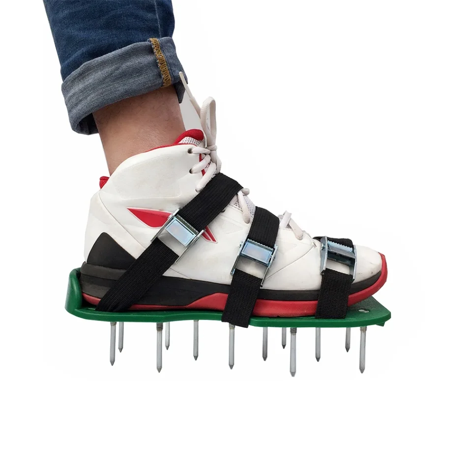 Universal Seed Disseminator Lawn Aerator Shoes Sandals Grass Spikes Nail Cultivator Yard Garden Tool - Цвет: black 3 Strap