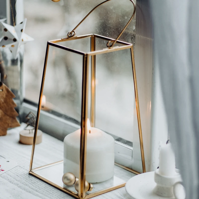 

Retro Geometric Candle Holder Glass Copper Frame Portable Flower Room Desktop Decorative Multi-Function Candlestick Wind Light