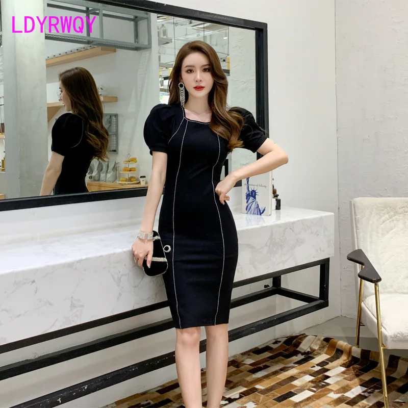 

LDYRWQY 2021 spring and summer temperament square neck stitching lantern sleeves slim fit hip dress women