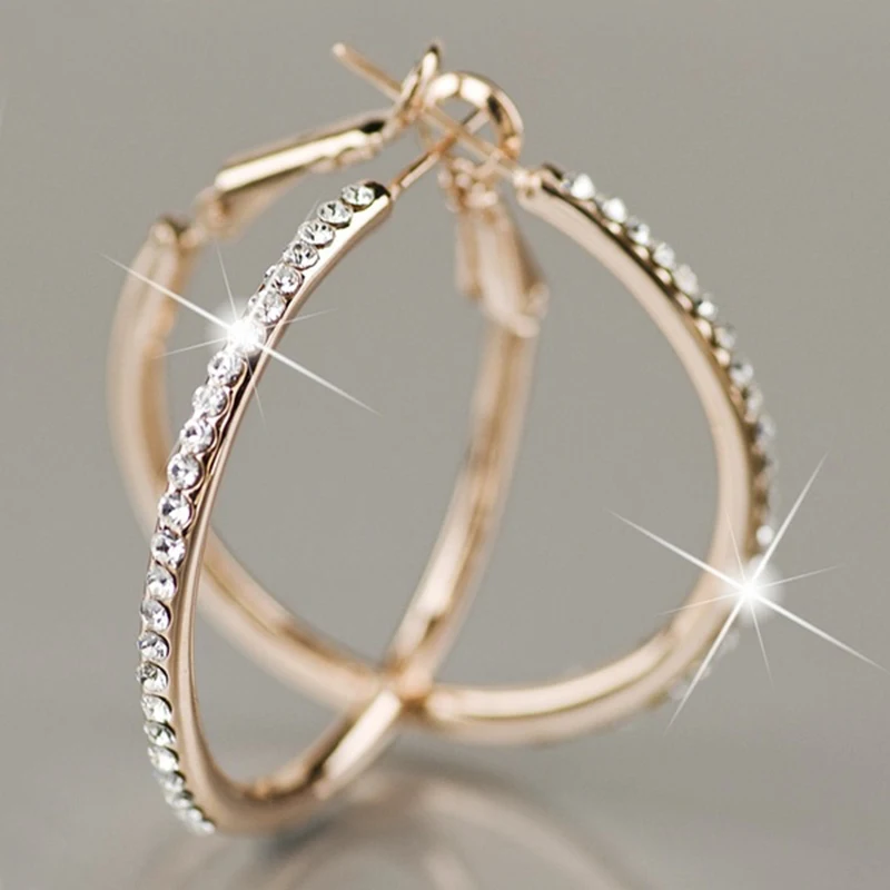 

2019 hot new fashion rhinestone combination earrings big circle ring simple perforated ladies gift jewelry A4E780