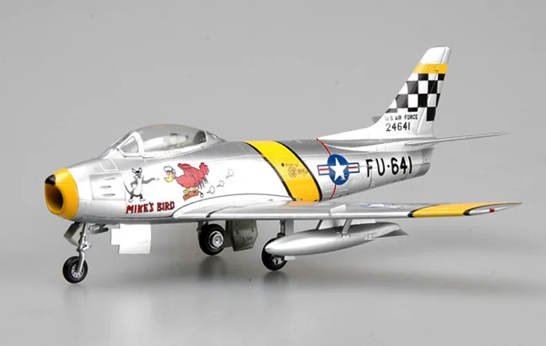 F-86F сабля истребитель Готовая модель коллекции 1: 72 Масштаб