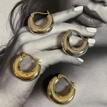 Осенние простые металлические ретро нишевые серьги женские модные буквенные полые ушные аксессуары