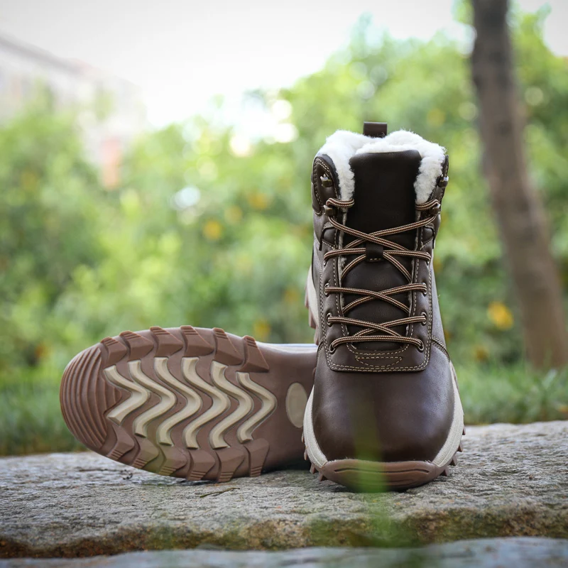 Brand Men Snow Boots Winter Plush Warm Men Climbing shoes Lace-Up strong Non-slip Male Ankle Boots Waterproof Man Work Shoes