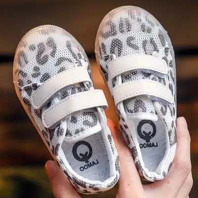 Leopard MHYONS/детская обувь; Новинка; стильная детская обувь; нескользящие кроссовки; Милая обувь для малышей; брендовые модные кроссовки с клубничкой для девочек - Цвет: Leopard