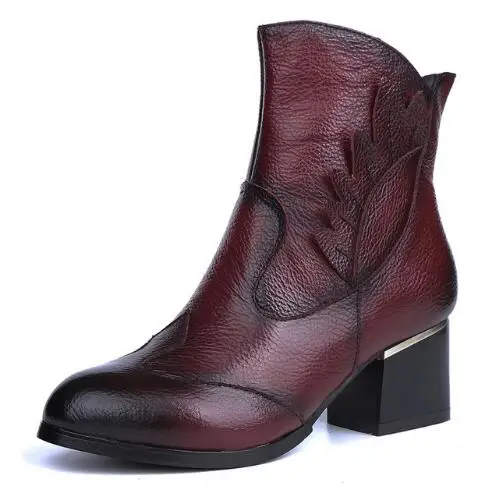 red winter boots Оригинальные женские ботинки ручной работы в стиле ретро; Новинка года; осенние ботинки; женская обувь; элегантные ботинки из воловьей кожи с острым носком; теплая хлопковая обувь - Цвет: red winter boots