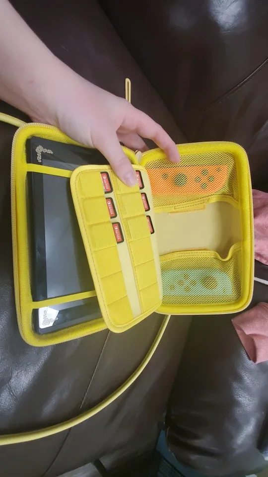 Uae01167536c143dcb5e66c7a6d975f1da