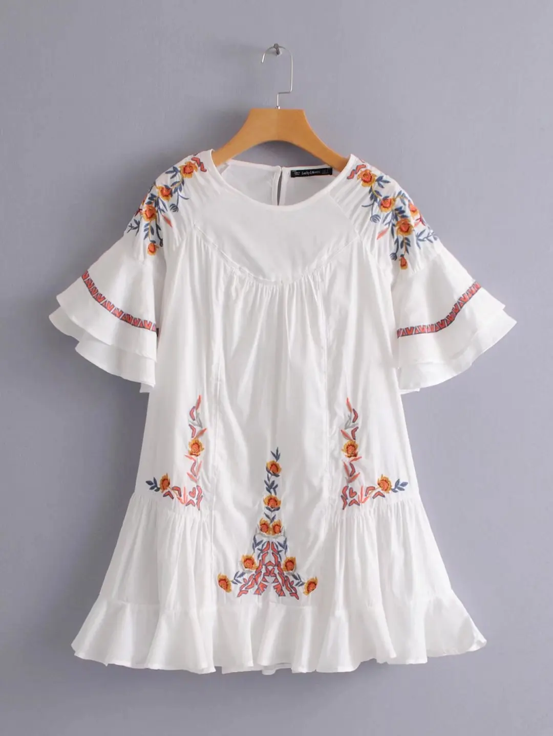 

2018 Spring And Summer WOMEN'S Dress Embroidery Parquet Edge Bell Sleeve Loose-Fit Slimming Versatile Dress Women's 1335