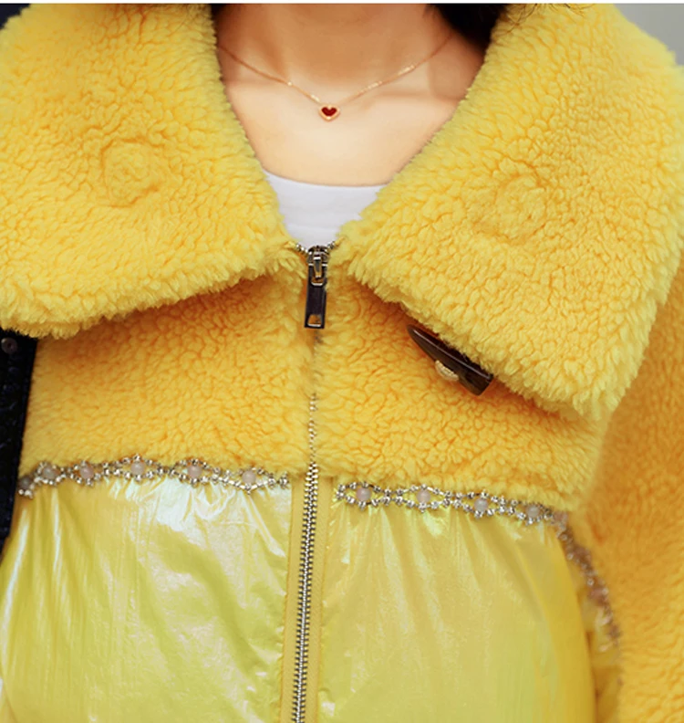 Top Quality White Duck Down Loose Jackets Women Jacket Fashion Yellow Color Fleece Material Ladies Collar Winter Warm Short Coat