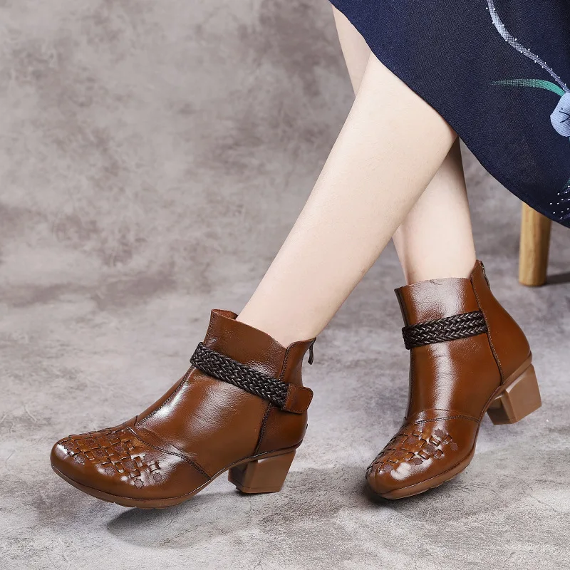 

Women Leather Boots Embroidery Low Heels Autumn Shoes Retro Handmade Women Ankle Boots Leather Riding Shoes Black Martin Boots