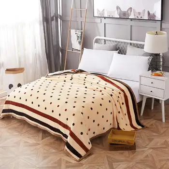 

42High quality Thicken plush bedspread blanket 200x230cm High Density Super Soft Flannel Blanket to on for the sofa/Bed/Car