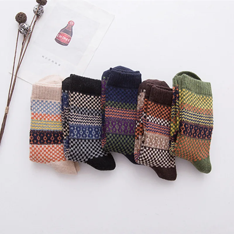 Winter warm men's wool socks hand-woven stitching small lattice Harajuku retro style fashion men's socks