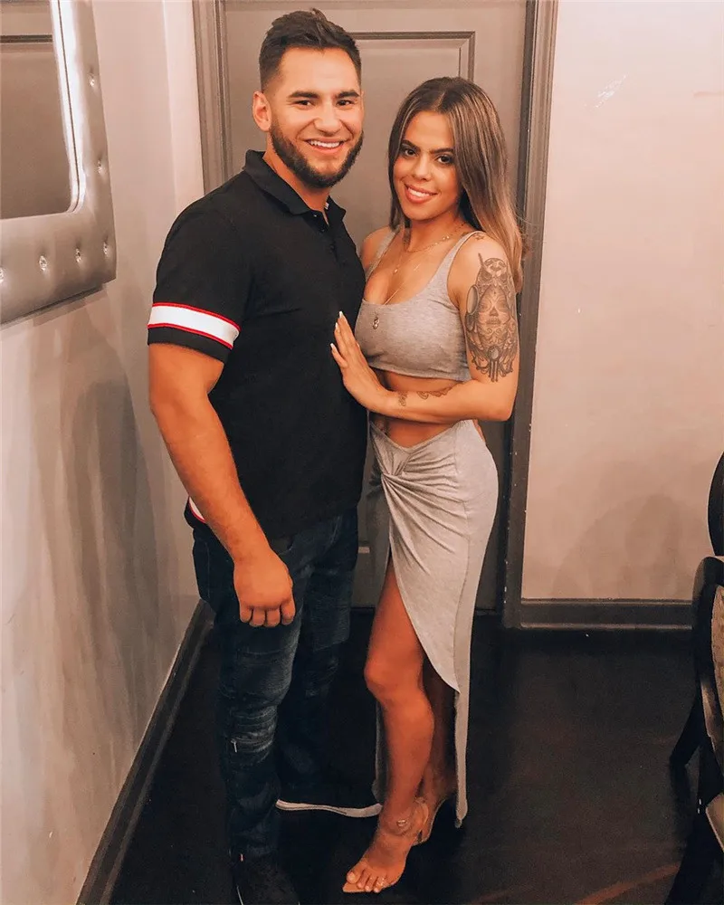 12136110804_926585498