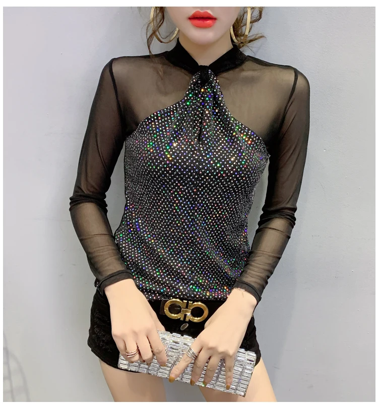 0_9_8014159696212860680