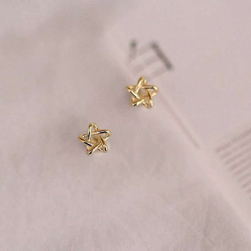 

CMajor 9K Solid Gold Earring Fashion Lovely Sweet Temperament Delicate Star Shape Minimal Simple Stud Earrings Gift for Women