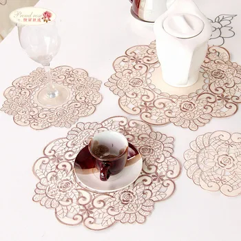 

Proud Rose Hollow Embroidery Cup Mats Coasters Tissue Box Cover Home 4 Pcs Table Mat Bowl Mat Creative Table Cloth Placemat Bowl
