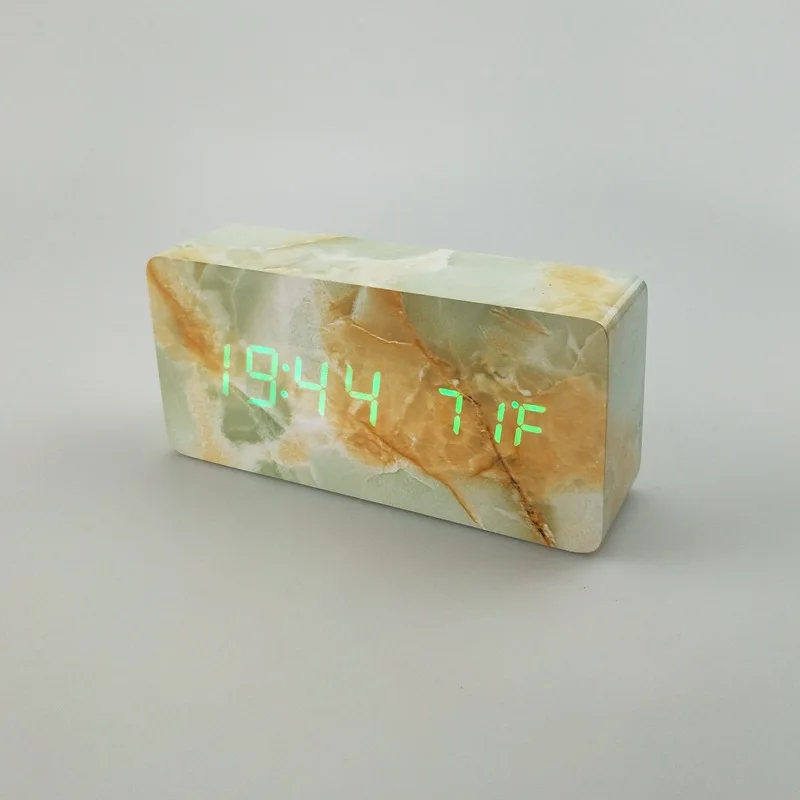 9843208532_1846084930