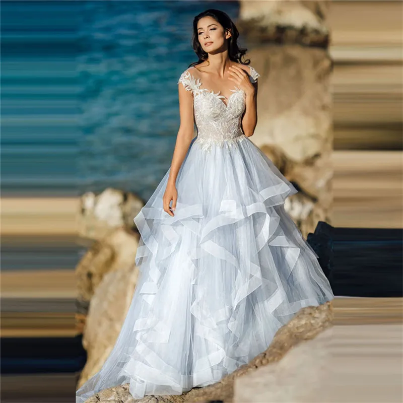 

2021 Sheer Scoop Short Sleeves A-Line Wedding Dress Lace Appliques Buttons Back Tulle Ruffles Bridal Gowns Formal Princess