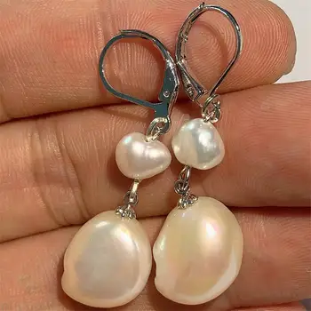 

White Baroque Pearl Earring 18k Gold Ear Drop Dangle Women Classic Accessories Fashion Mesmerizing Jewelry
