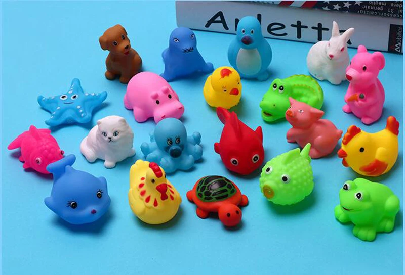 13Pcs/lot Cute Mixed Random Animals Soft Rubber Float Squeeze Sound Squeaky Bathing Toys For Baby GYH 2
