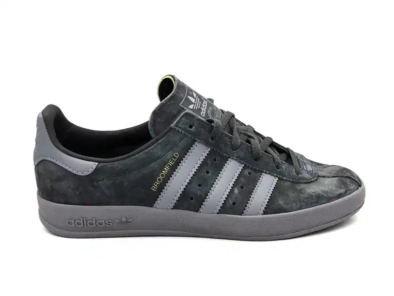 adidas broomfield grey