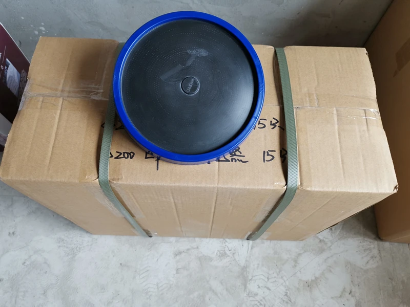 D215 EPDM/silicone  30pieces /one box  fine bubble air disc diffuser  for fish pond farming/water treatment