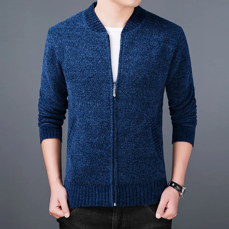 12390244394_1169261604