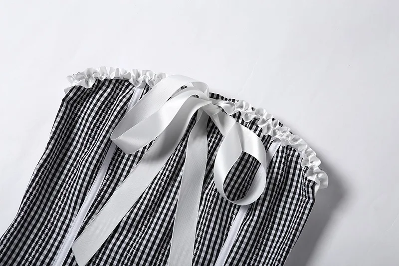 12548201307_1973477789