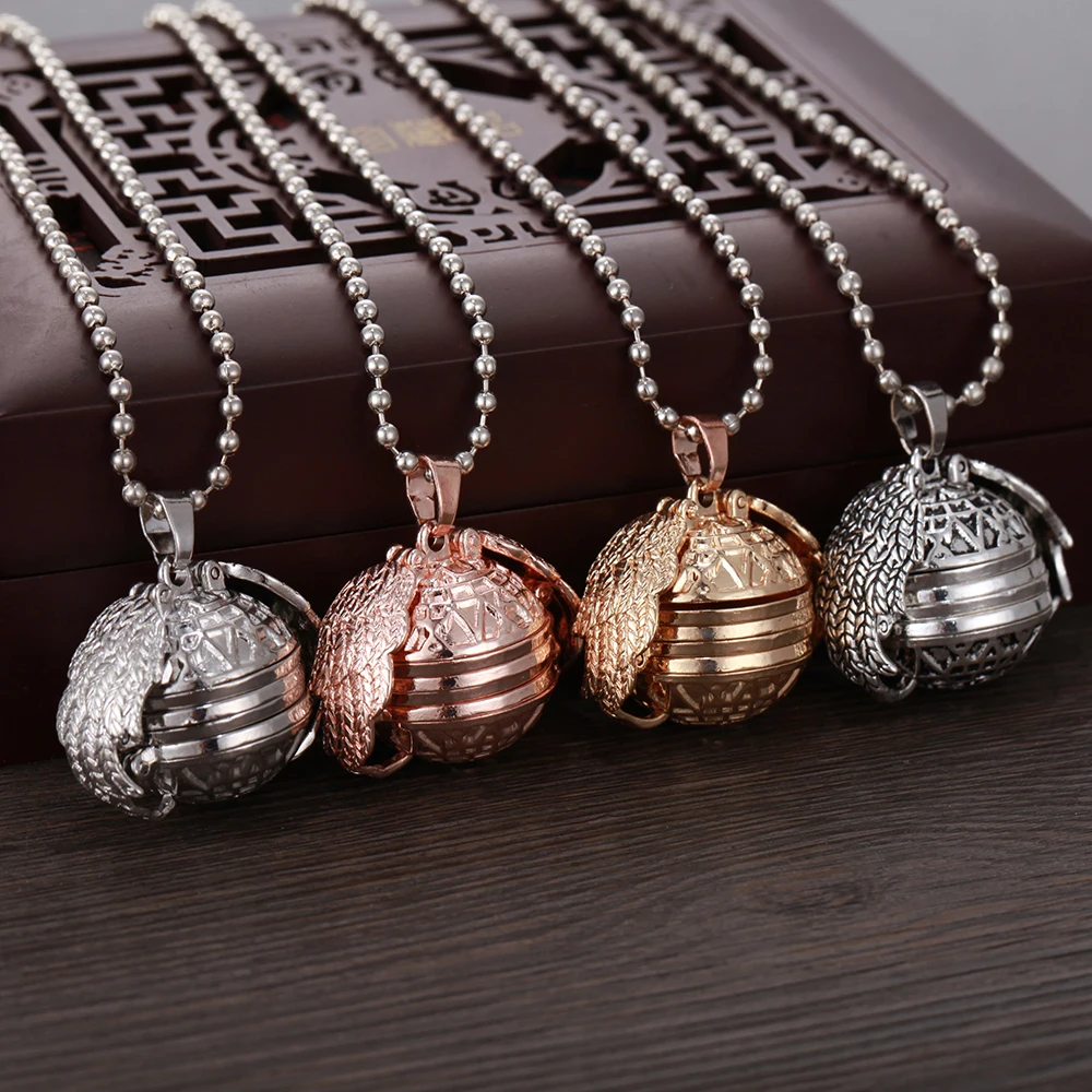 

High Quality Memory Floating Locket Necklace Album Box Magic 5 Expanding Photo Angel Wings Locket Necklaces Christmas Gift