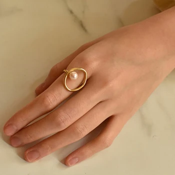 

Elegant Simulated Pearl Hollow Adjustable Ring Women Trendy Gold Color Metal Geometric Jewelry Bijoux Cute Gift