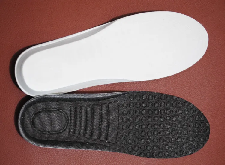 1304189838_610247184