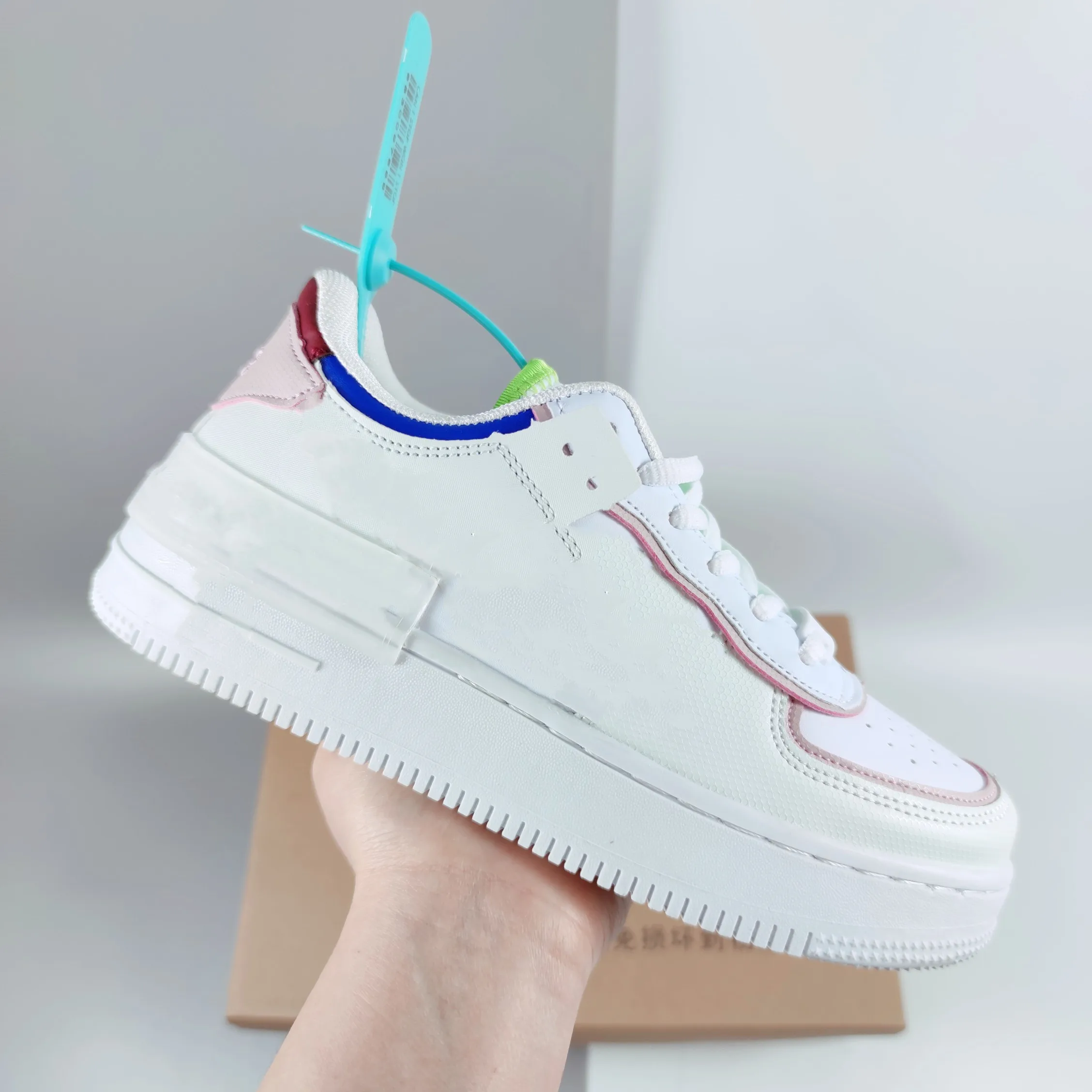 Zapatos deportivos de primavera y verano para mujer, zapatillas blancas transpirables que combinan con todo, 2021