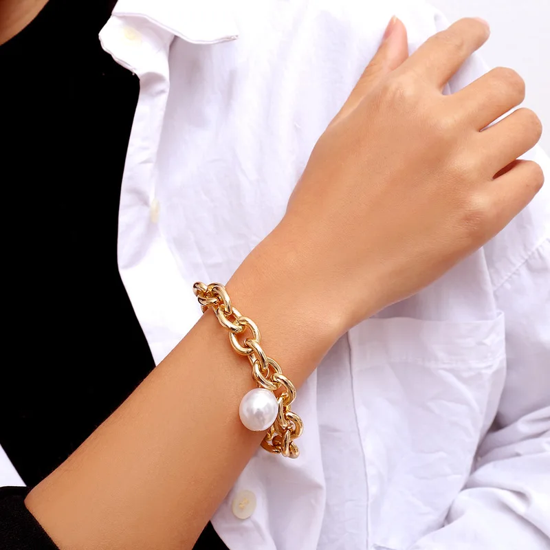 

to act the role of temperament is the contracted chain bracelet joker pearl cold wind bracelet female personality