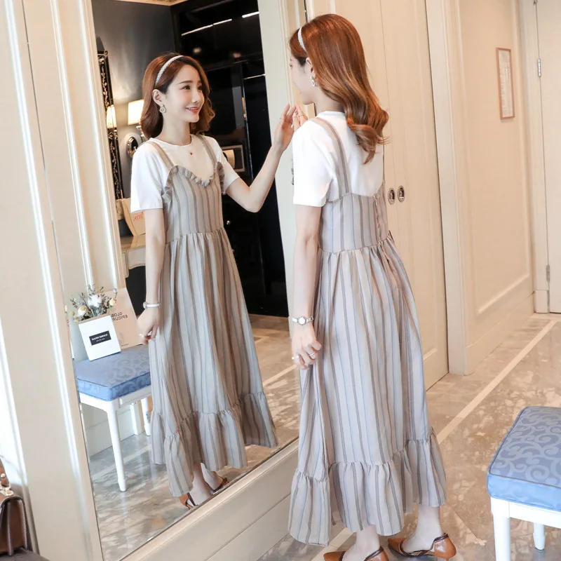 

Photo Shoot Summer Set Fashion Models New Style Korean-style Large Size Stripes Frilled Camisole Maternity Dress + Short Sleeve