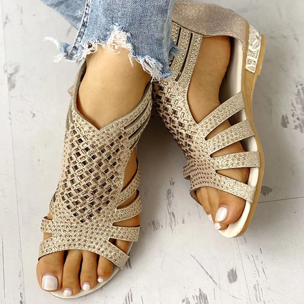 Women Shoes Sandals Summer Low Heel Shoes Bling PU Leather Gladiator Luxury Shoes Women Designers Zapatos De Mujer 2020