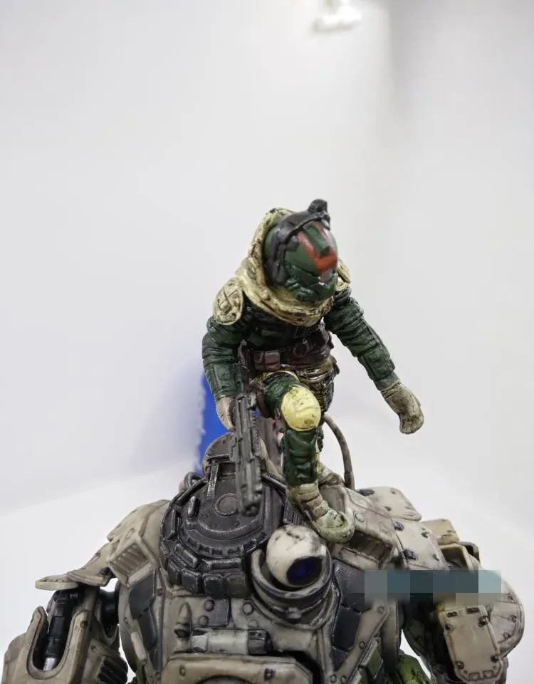 Аниме игрушка играть искусство изменить PA изменить Titan осень Атлас супер милый мультфильм украшения