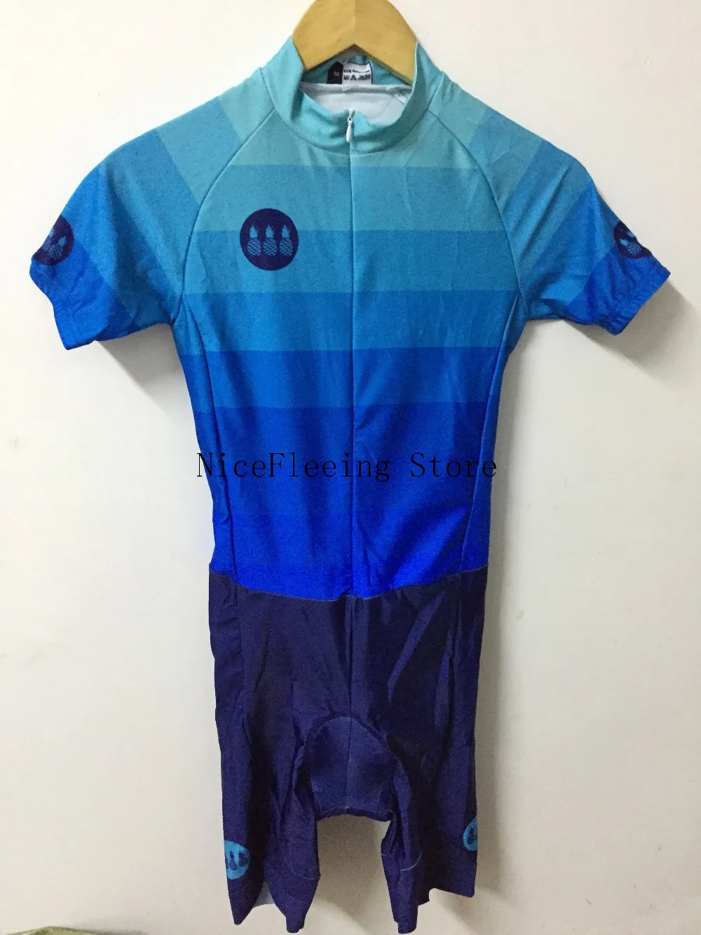 实拍图EBD9BC66D9F957C5CA79FD224F94F6E7