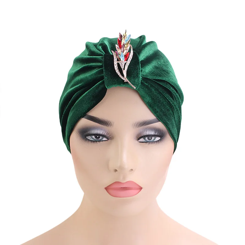 

Luxury velvet jewelry brooch turban headwrap muslim cap Bandanas Headwear Chemo Hijab Super Stretchy Ladies Turbante Hat