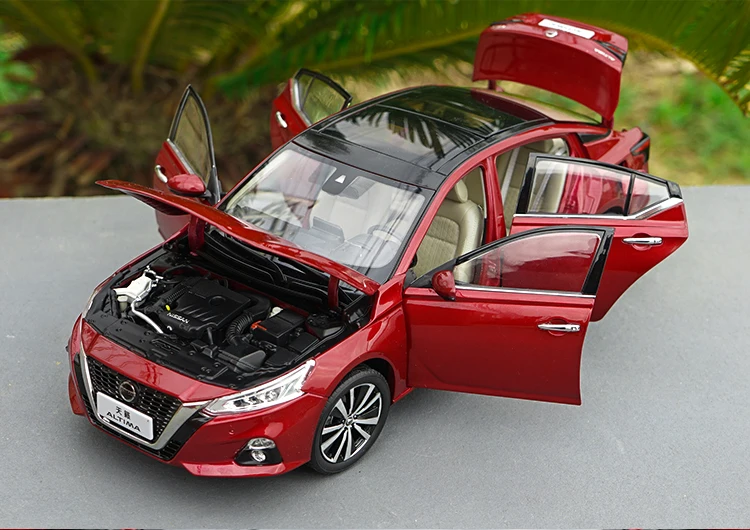 1:18 высокое тщательное NISSAN 7th ALTIMA сплав модель автомобиля статические металлические модельные автомобили с оригинальной коробкой