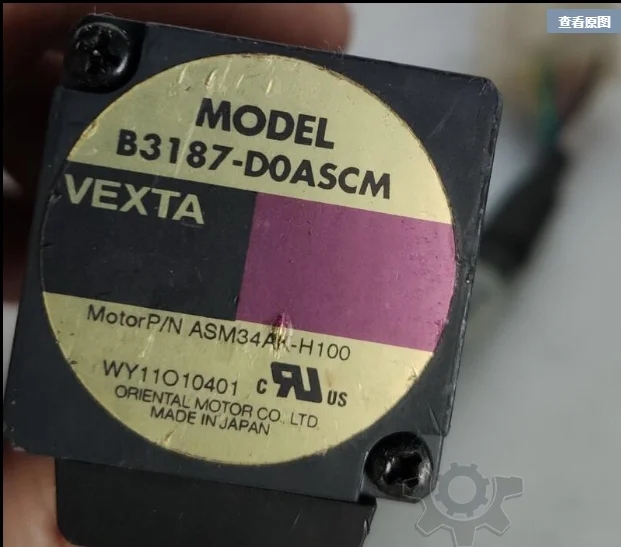 ASM34AK-H100 с редуктором 100:1 б/у, шаговый двигатель хорошо работает