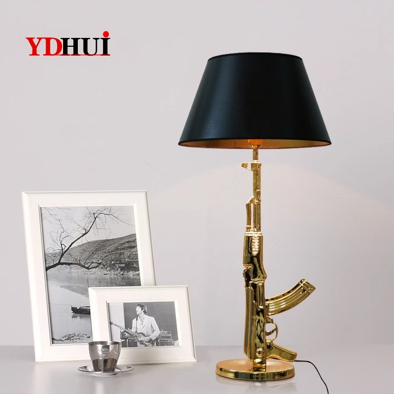 

European Italian Creative Tuna Table Lamp Modern Simple Long Gun Landing Lamp AK47 Table Lamp