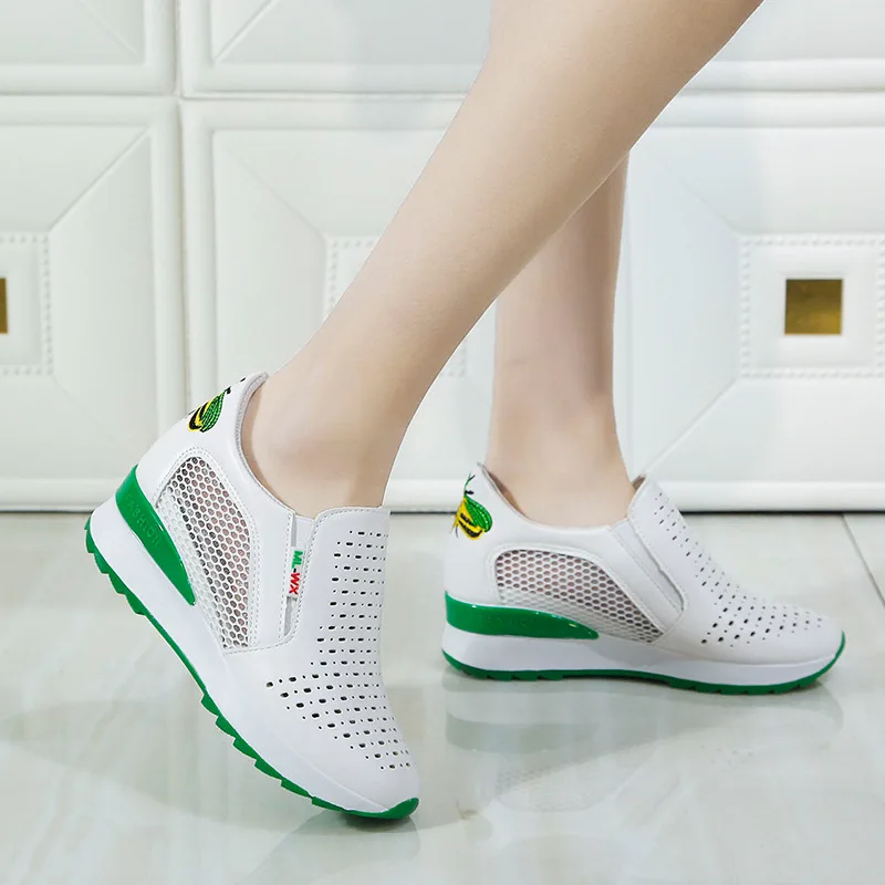 

Summer New Style Slanted Heel Waterproof Platform Loafers Low Top Joint Mesh Breathable Platform Heel Embroidery WOMEN'S Shoes I