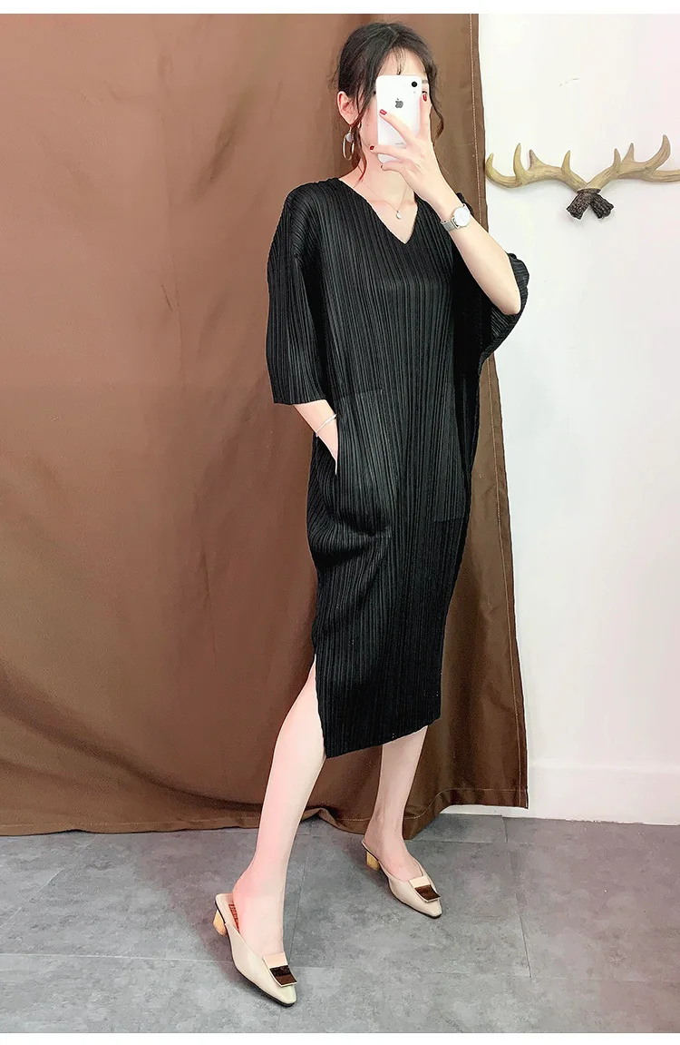 DEAT new summer and autumn fashion women pleated Japan styles vintage clothes batwing sleeves V-neck dress WH35201