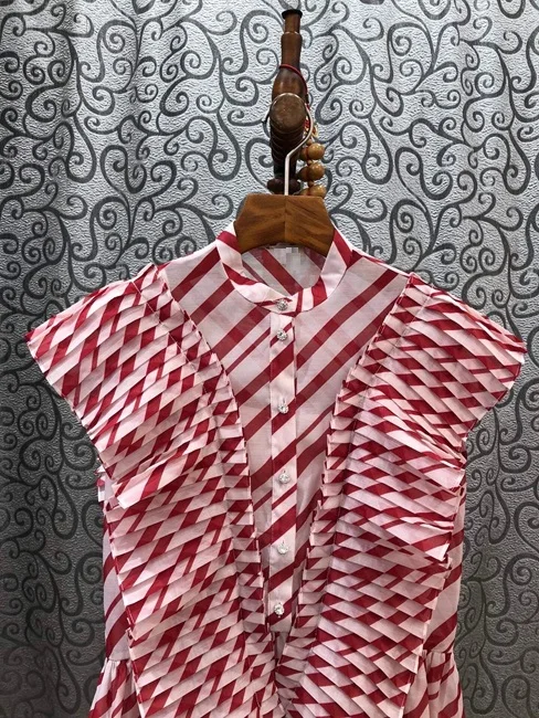 1 (2)
