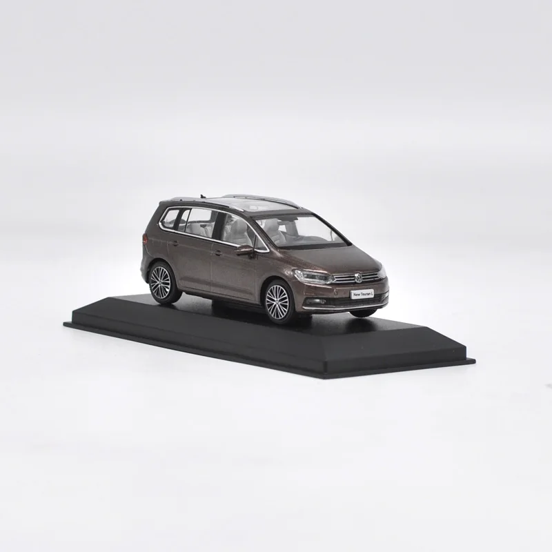 Высокая тщательная 1:43 VW TOURAN L сплав модель автомобиля статические высокая имитация металла модельные автомобили оригинальная коробка для подарков коллекция