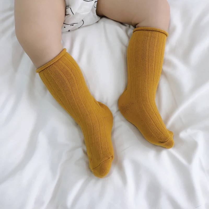 Милые однотонные хлопковые носки без пятки для маленьких мальчиков и девочек высококачественные носки без пятки для малышей Детские корейские Гольфы на лето и осень