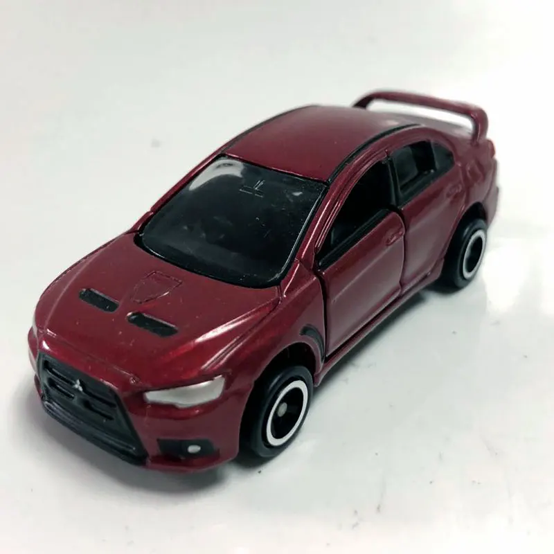 MTSUBISHI LANCER EVOLUTION X (4)
