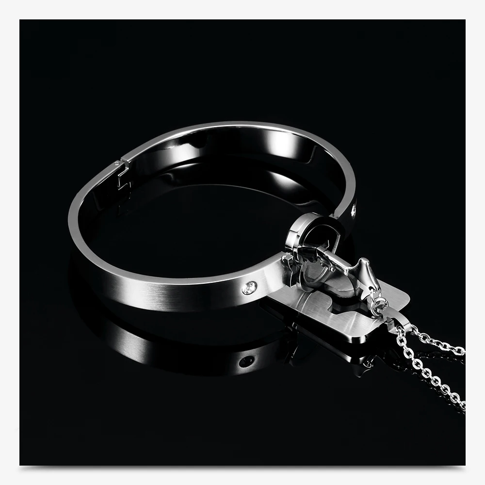 Charm Bracelet Couple Jewelry Stainless Steel Bracelet Love Heart Lock Bangles Key Pendant Necklace