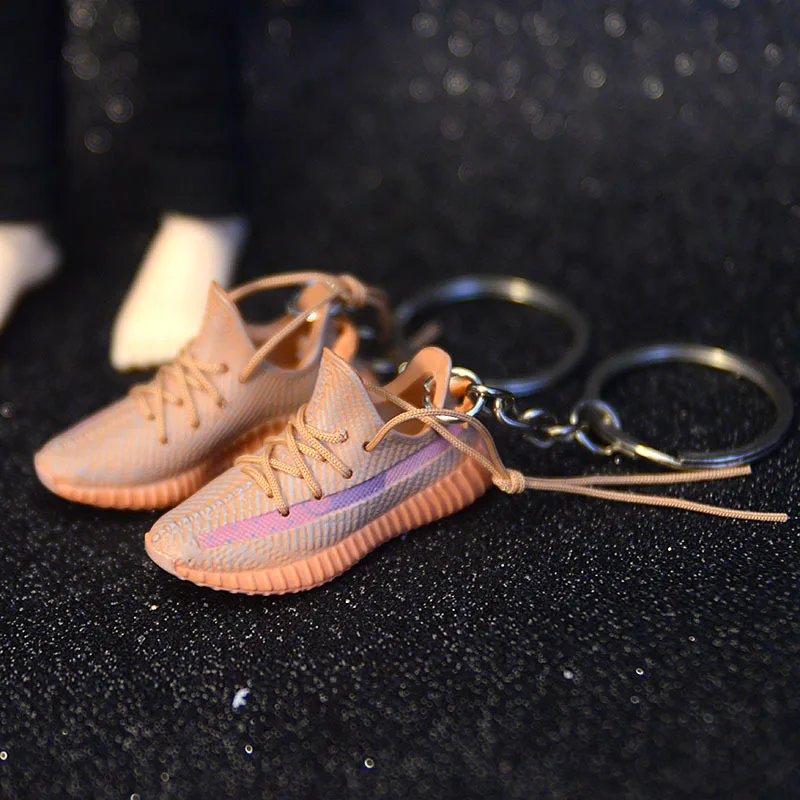 3D Mini Yeezye Sneaker Keychain Shoes Model Backpack Pendant For Boyfriend Birthday Party Present High Quality Shoes Keyring Hot 3D Mini Yeezye Sneaker Keychain Shoes Model Backpack Pendant For Boyfriend Birthday Party Present High Quality Shoes Keyring Hot