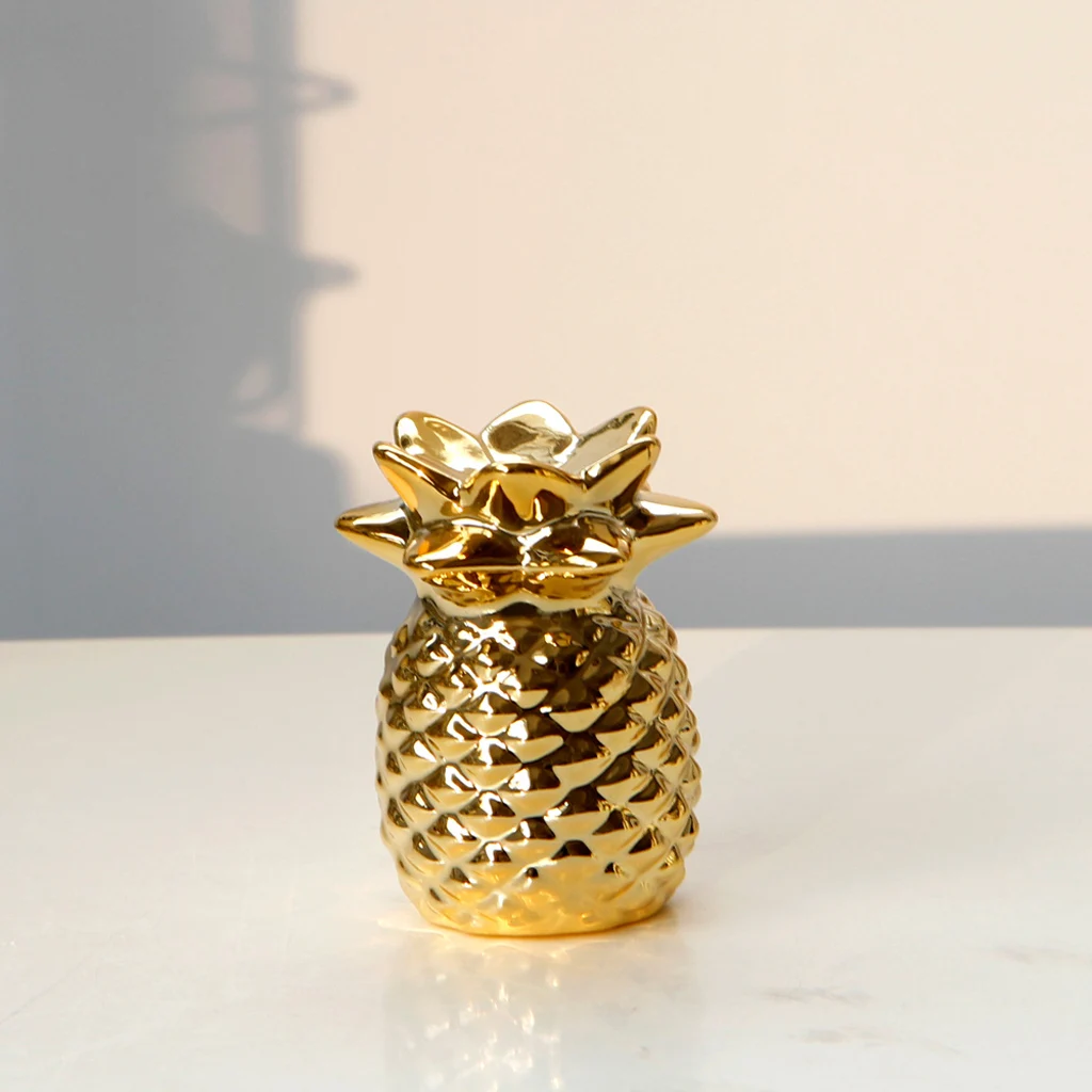 2pcs Gold Pineapple Figurine Artificial Fruit Ornament Table Decor Ornament 