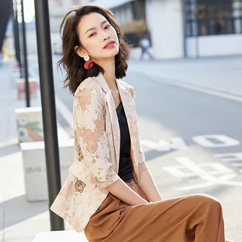 

Yy2072 Coat Female 2020 Flowers Lace Loose Temperament Short Money Small Suit
